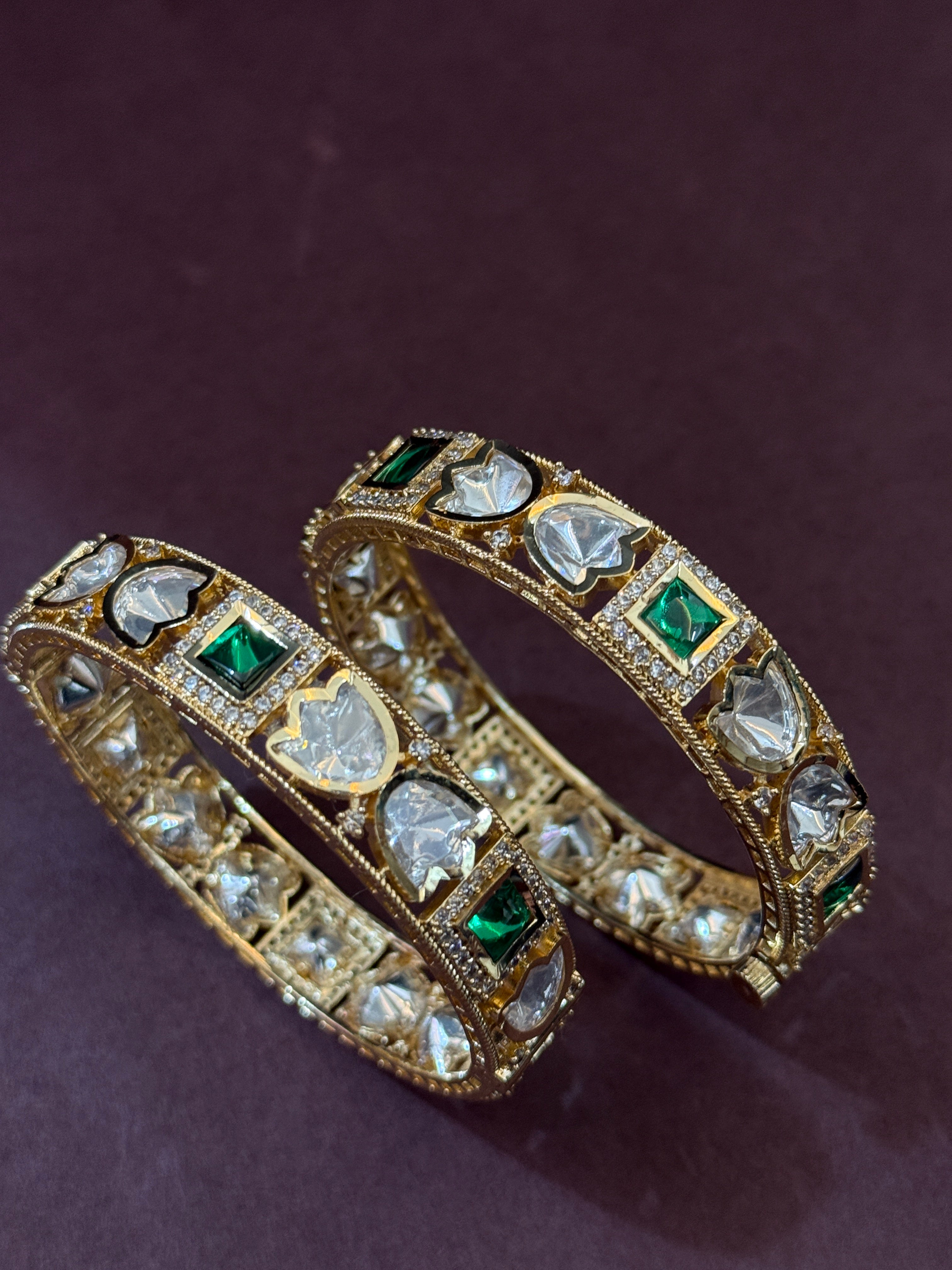 Emerald Glow Kundan Bangles